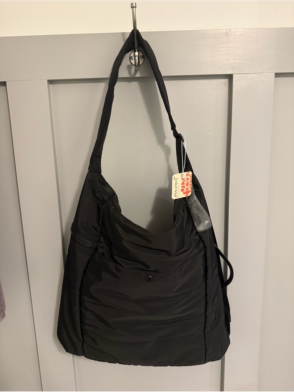 no time zones Free People carryall tote black + FREE socks - Picture 2 of 6